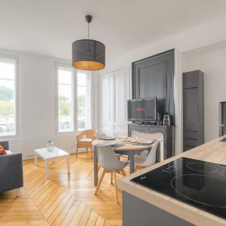 Charme Et Caractere 10 Min Bellecour Apartment