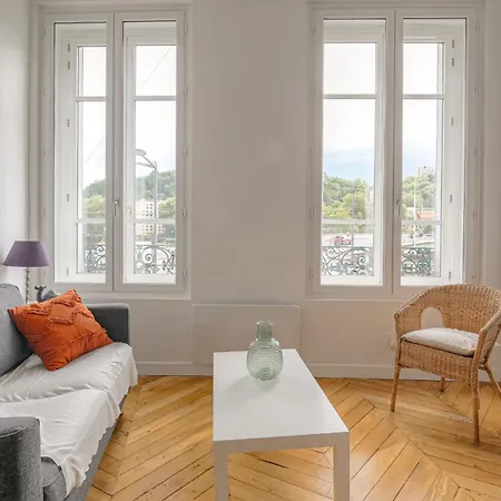 Apartment Charme Et Caractere 10 Min Bellecour